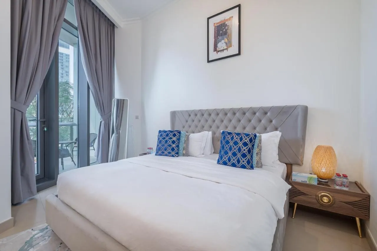 Trinity Holiday Homes - Burj Vista Downtown Dubai 0*,  United Arab Emirates