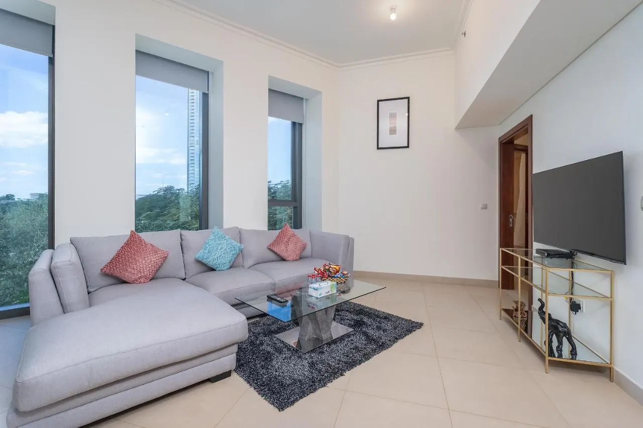 Apartment Trinity Holiday Homes - Burj Vista Downtown Dubai United Arab Emirates